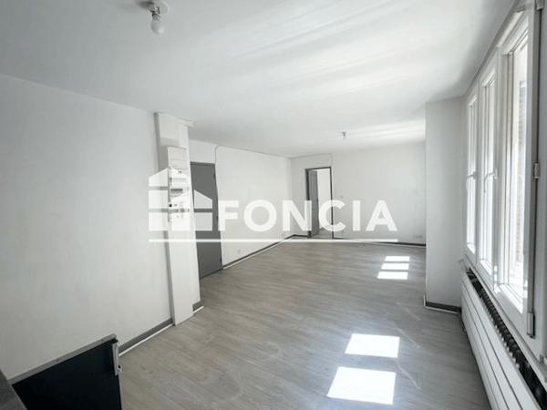 Location Appartement 2 pièces 37.88 m² - 2 RUE BOURGNEUF Saint-etienne 42000