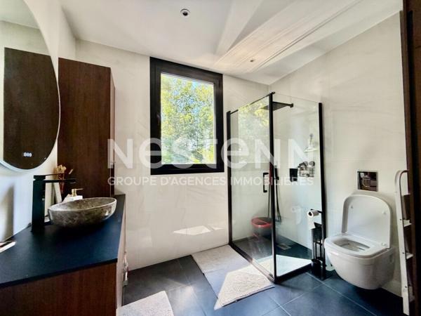 Maison haut de gamme de 128 m2 habitable avec jardin et terrasse de 100 m2