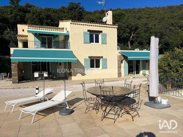 Maison à vendre 5 pièces 206 m² Cavalaire-sur-Mer