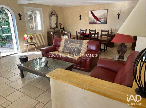 Maison à vendre 5 pièces 206 m² Cavalaire-sur-Mer