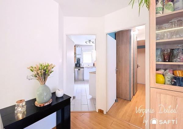 Appartement 4 pièces – 3 chambres – 70 m² avec box fermé, terrasse et extérieur de plus de 100 m2