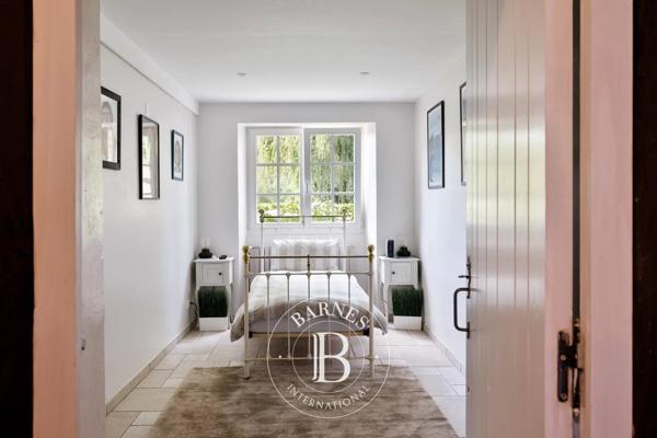 Amou, Propriété 5 Chambres -  287 m² à vendre