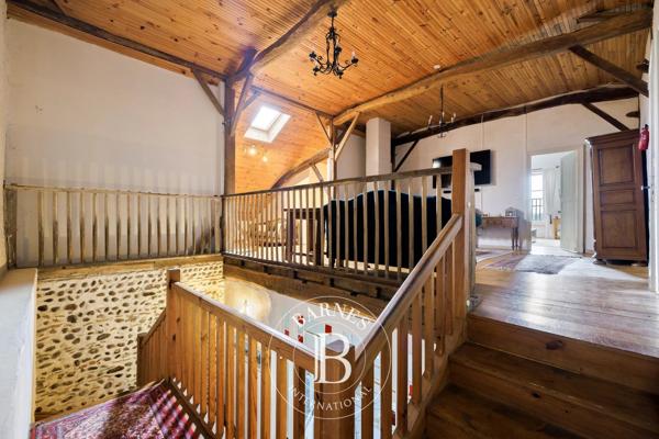 Amou, Propriété 5 Chambres -  287 m² à vendre