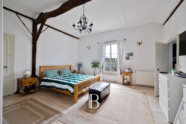 Amou, Propriété 5 Chambres -  287 m² à vendre