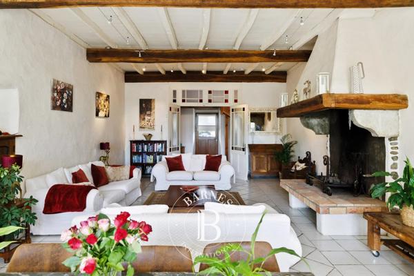 Amou, Propriété 5 Chambres -  287 m² à vendre