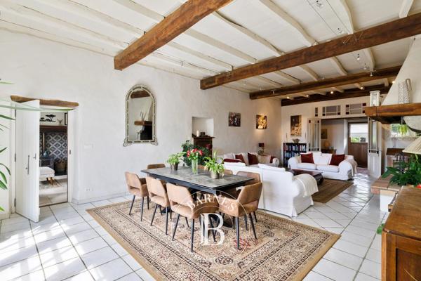 Amou, Propriété 5 Chambres -  287 m² à vendre