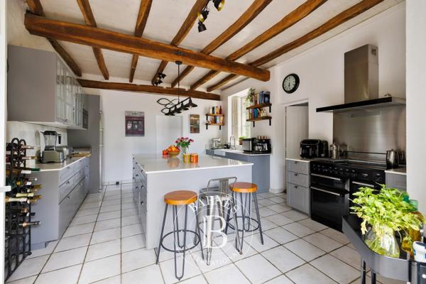 Amou, Propriété 5 Chambres -  287 m² à vendre