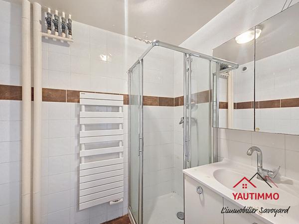 Ville-la-Grand (74100) T2 45 m² avec 2 balcons sans vis-à-vis, cave et garage – proche Genève