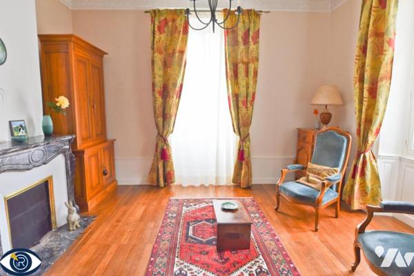 Maison de ville 4 chambres avec jardin à Laval – Entre la Gare et la Préfecture