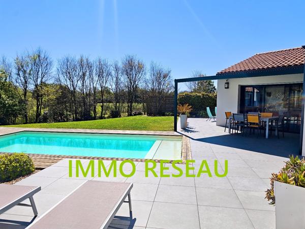 Maison contemporaine à LE FENOUILLER (85800)