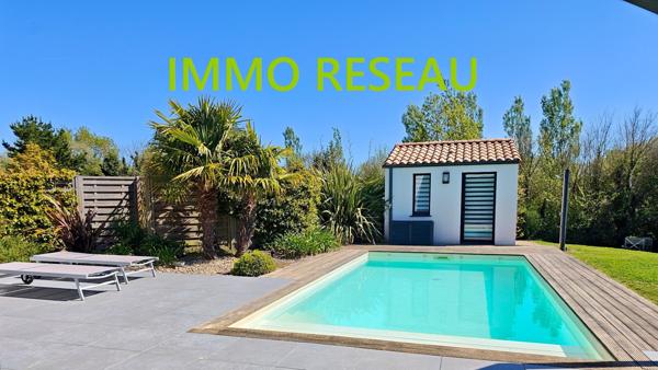 Maison contemporaine à LE FENOUILLER (85800)
