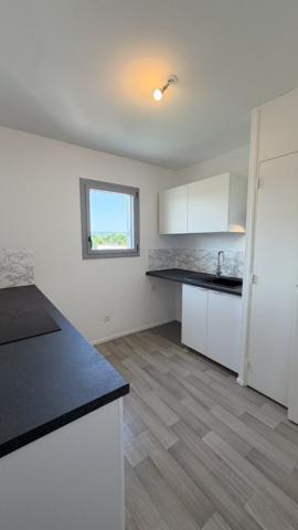 APPARTEMENT F2 AVEC BALCON PARC SAINTE MARIE