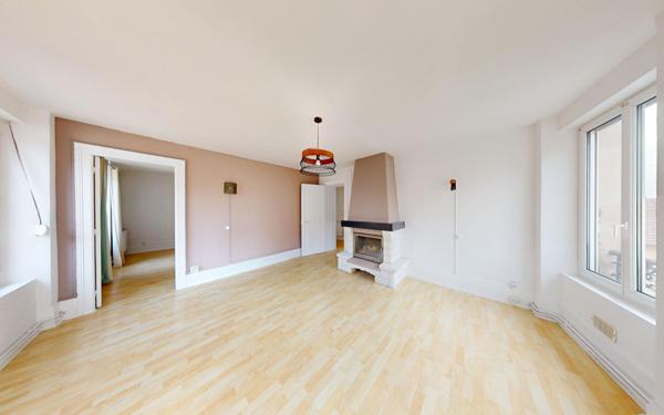 Appartement à vendre    3 pièces • 74 m2 Belfort