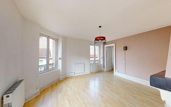 Appartement à vendre    3 pièces • 74 m2 Belfort