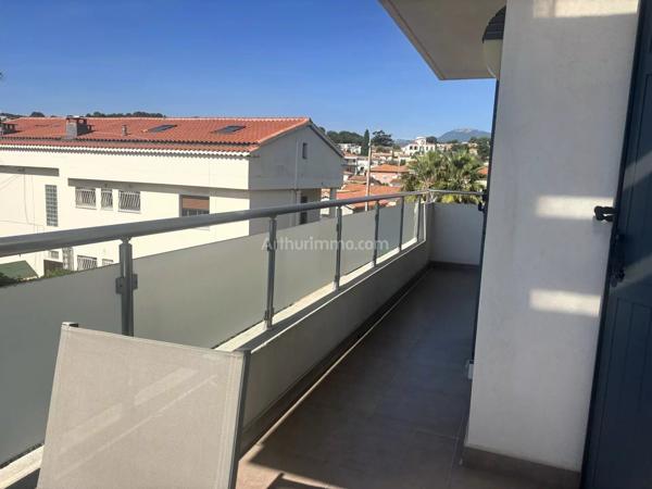 Location Appartement 3 pièces 85 m2 à Villeneuve-Loubet