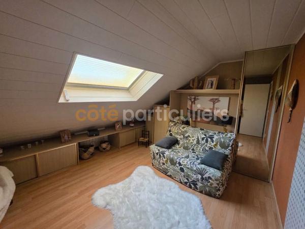 Vente
                Maison143 m² - 7 Pièces -
                    JOUE LES TOURS (37300)