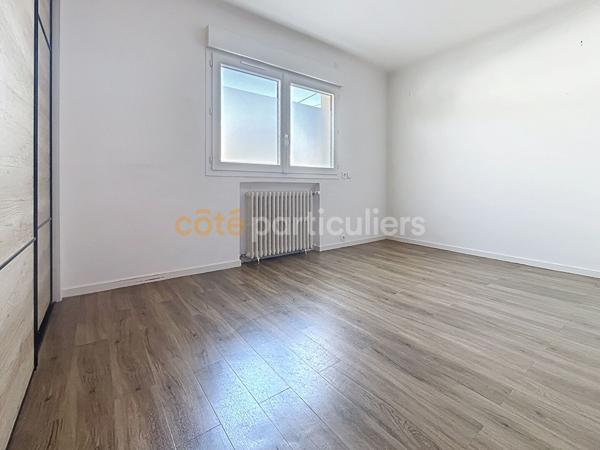Vente
                Maison190 m² - 6 Pièces -
                    VILLEMANDEUR (45700)