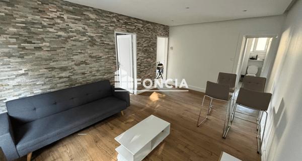 Location Chambre 11.76 m² - Tours 37200