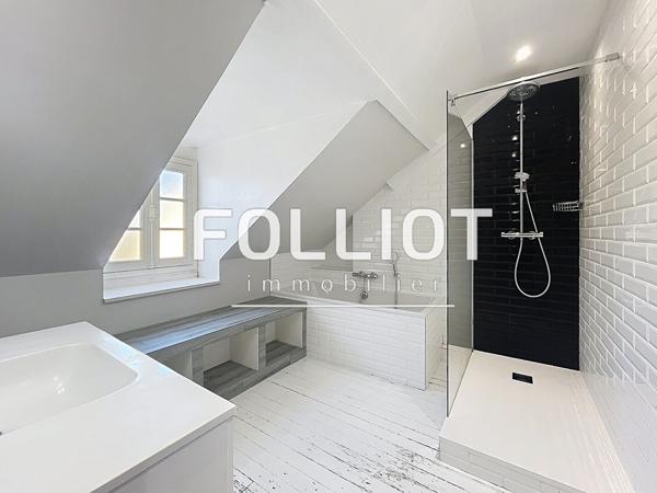 Maison St Lo 9 pièce(s)