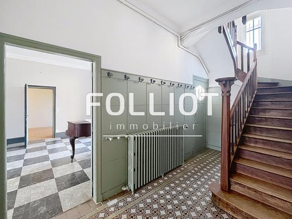Maison St Lo 9 pièce(s)