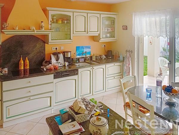 Grande maison de 5 chambres a Cozes  a proximite des commodites et a 20 mn des plages de Royan.