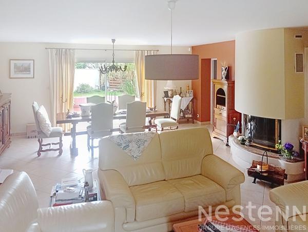 Grande maison de 5 chambres a Cozes  a proximite des commodites et a 20 mn des plages de Royan.