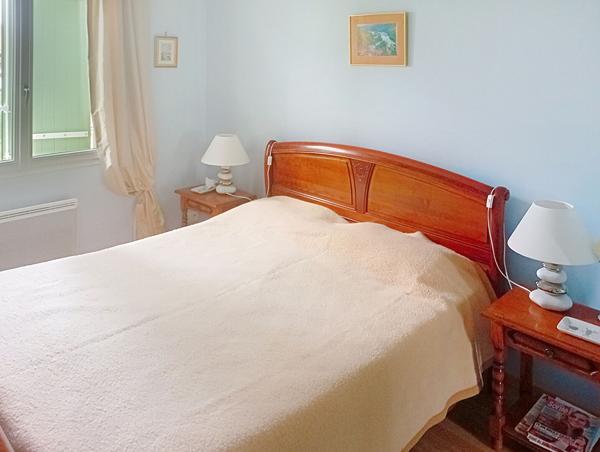 Grande maison de 5 chambres a Cozes  a proximite des commodites et a 20 mn des plages de Royan.