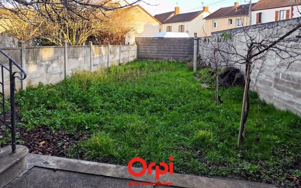 Maison à vendre    5 pièces •  Montluçon