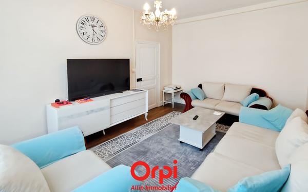 Maison à vendre    5 pièces •  Montluçon