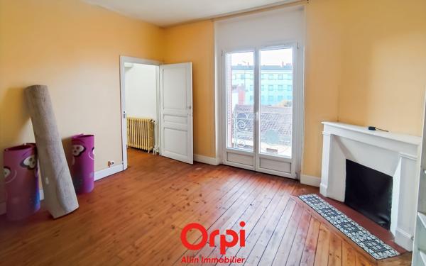 Maison à vendre    5 pièces •  Montluçon