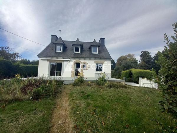Achat maison près de GUINGAMP - 9 pièce(s) - 157 m² - 291 000 €