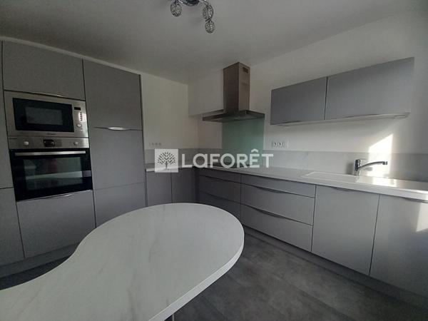 Achat maison près de GUINGAMP - 9 pièce(s) - 157 m² - 291 000 €