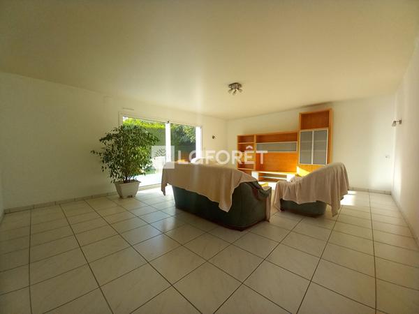 Achat maison près de GUINGAMP - 9 pièce(s) - 157 m² - 291 000 €