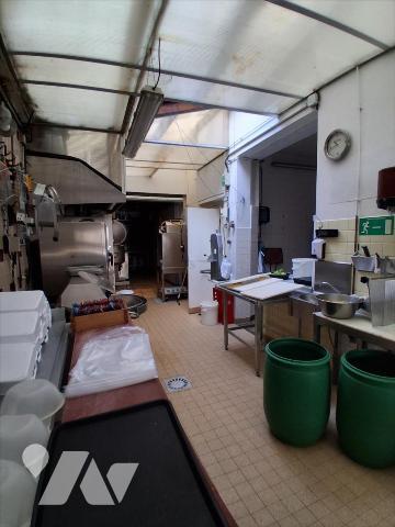 Bohain en vermandois - centre ville -immeuble commercial