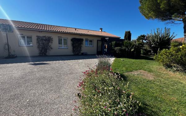 Maison à vendre    4 pièces •  Meschers-sur-Gironde