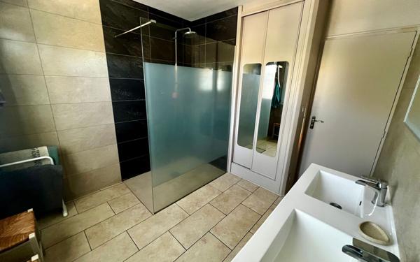 Maison à vendre    4 pièces •  Meschers-sur-Gironde