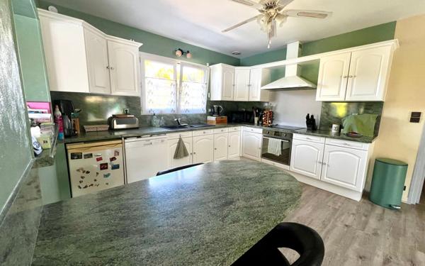 Maison à vendre    4 pièces •  Meschers-sur-Gironde