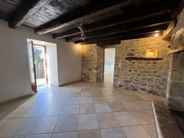 Maison à louer |  Preyssac-d'Excideuil |  3 pièces | 81 m²