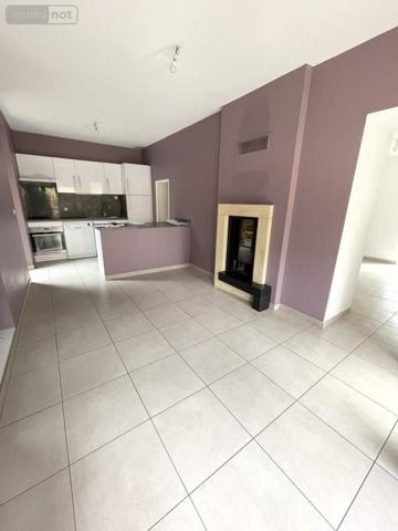 Maison à louer à Bais en Ille-et-Vilaine (35680), ref : 118/1022