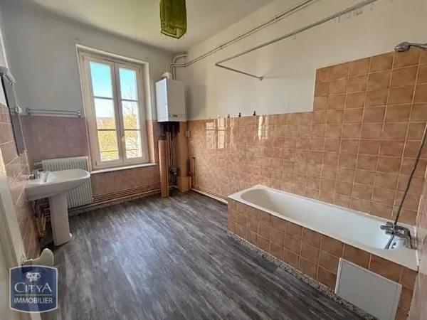Appartement à louer 3 pièces 77.16m² Nancy (54000)
