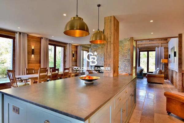 Maison 10 pièces à vendre Les Houches - 74310 / Réf: M284-C
