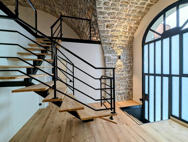 LOFT rénové  Aix Les Bains coeur de ville -  avec garages