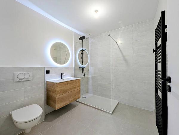 LOFT rénové  Aix Les Bains coeur de ville -  avec garages