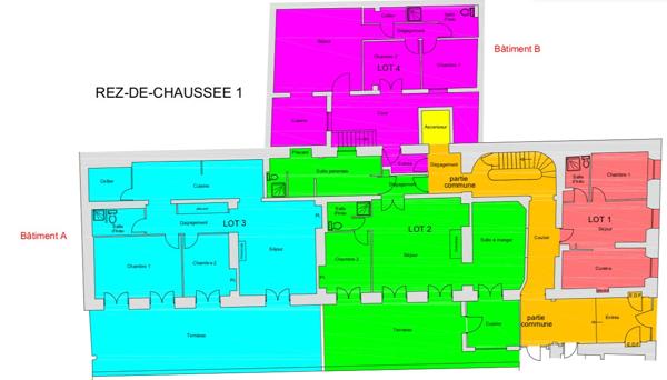 T2 rénové en dernier étage avec Ascenseur - Hôtel Particulier