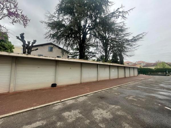 Garage à BRON (69)