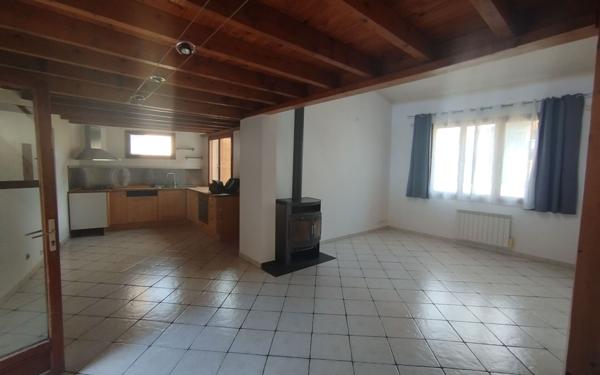 Maison à louer    4 pièces • 99,22 m2 Montréal