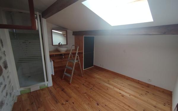 Maison à louer    4 pièces • 99,22 m2 Montréal