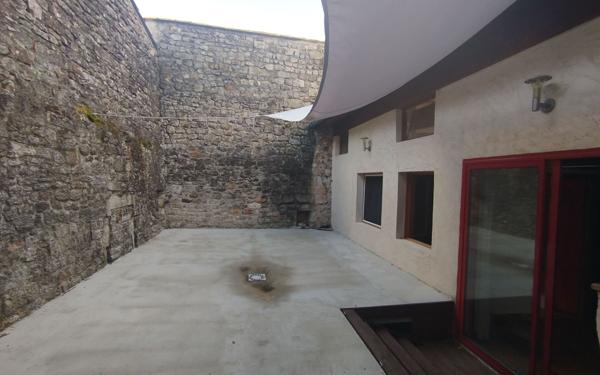 Maison à louer    4 pièces • 99,22 m2 Montréal