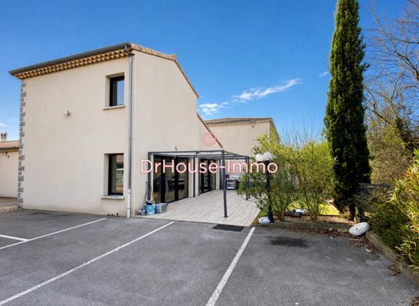 Commerce à vendre 4 pièces de 117 m²