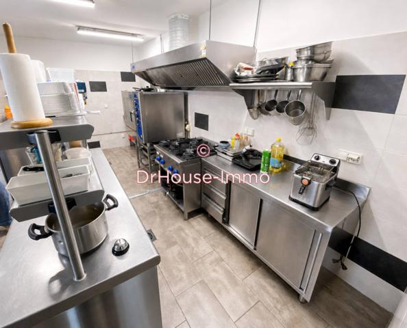 Commerce à vendre 4 pièces de 117 m²